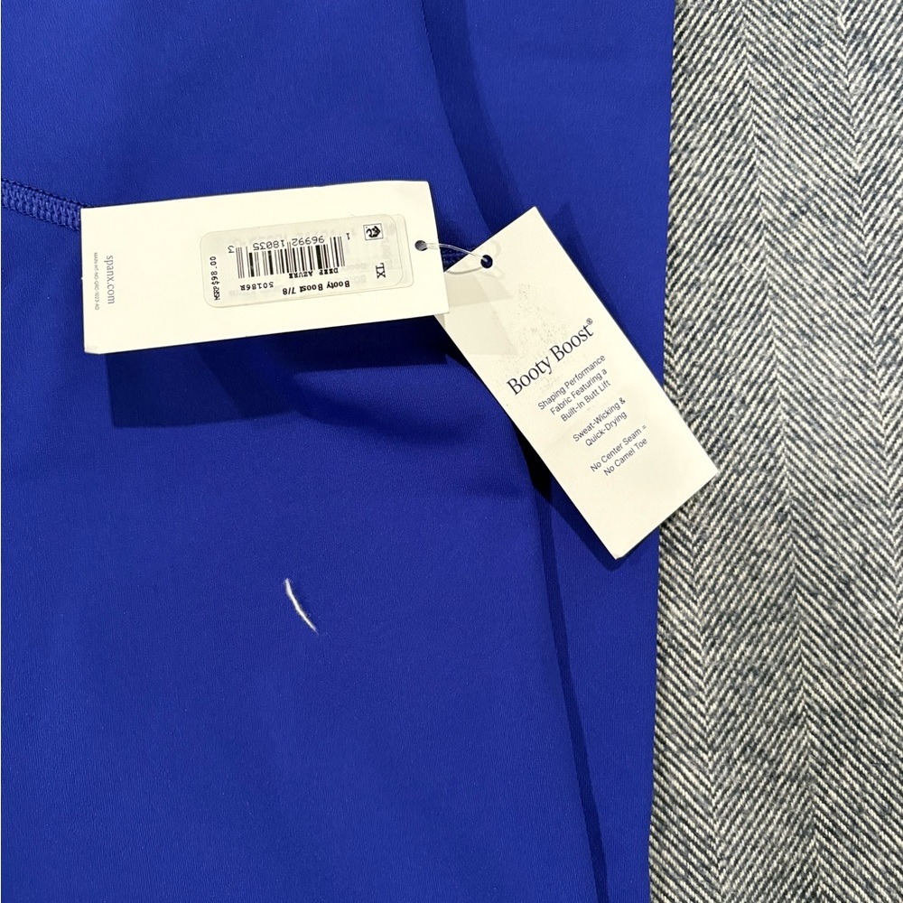 Spanx Booty Boost 7/8 Leggings | color: deep azure | size Xl - Picture 4 of 8
